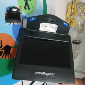 Foto omniReader - Tecnologia fornecida pelo NAPNE ao alunos com Deficiência Visual para a facilitação da leitura de documentos em Braille